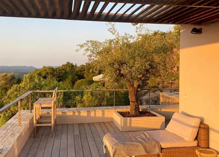 Vista Corsica Saison #2 Vue A Couper Le Souffle