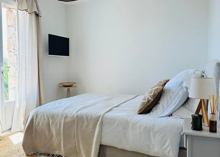 Vista Corsica Saison #2 Vue A Couper Le Souffle Bed & Breakfast 3*